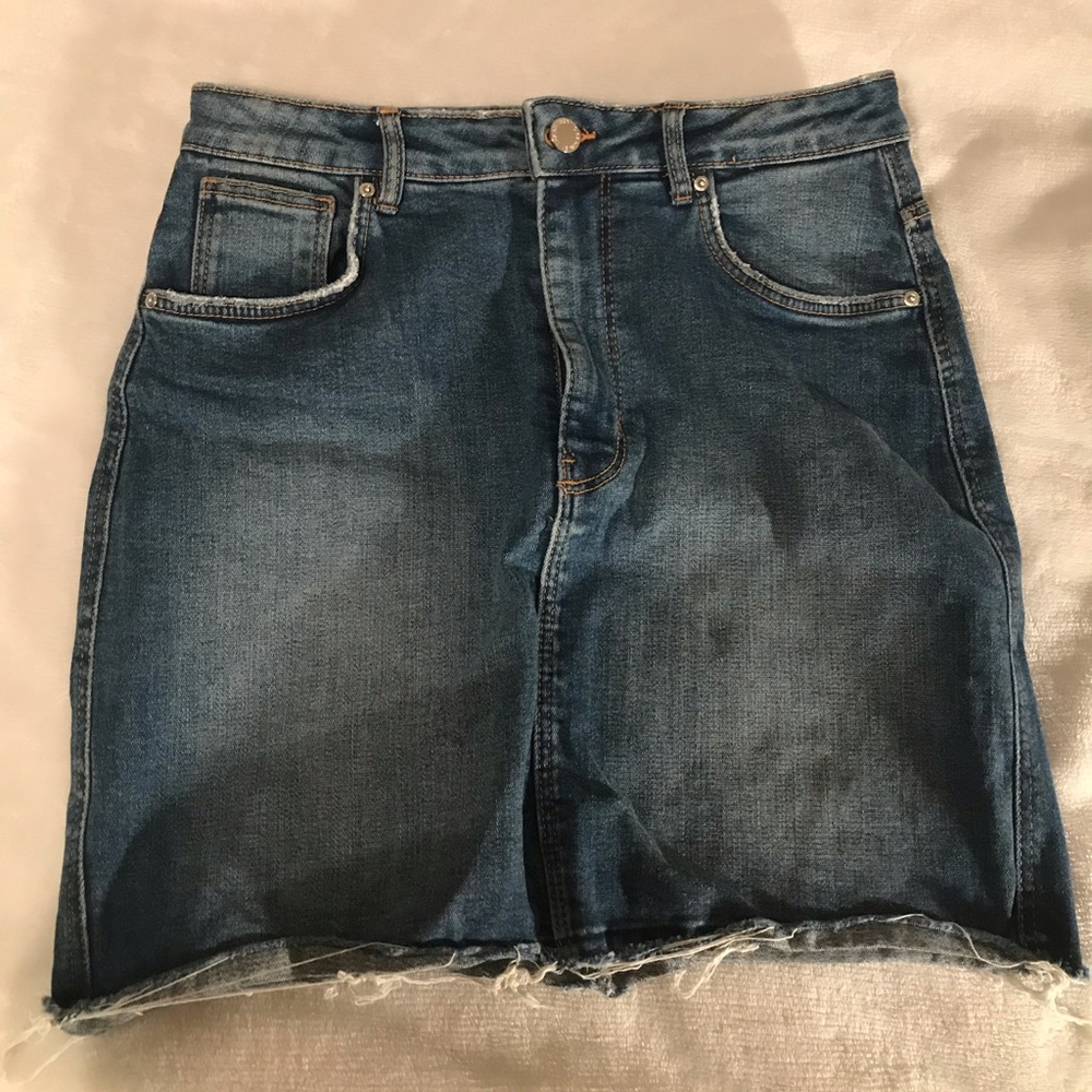 Denim skirt